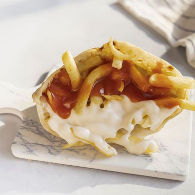 French fries with ketchup and mayonnaise sandwich