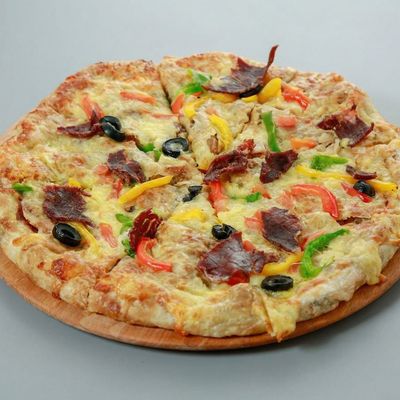 Large Cheese Oriental Pizza Labnita
