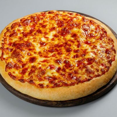 Medium Margherita Italian pizza