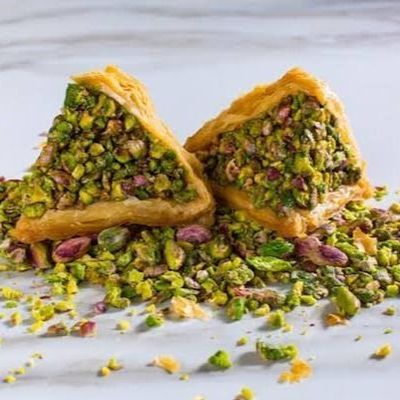 Pistachio Warbat