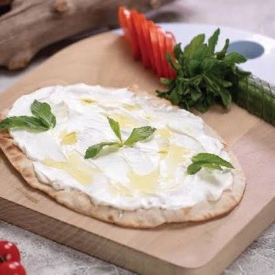 Makousheh Labneh