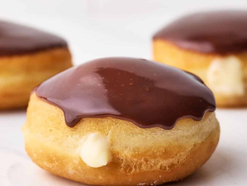 Donuts Boston Cream