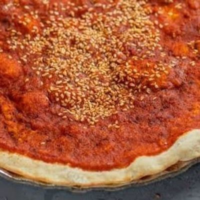 بلبكية محمرة
