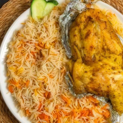 نصف دجاج مدفون