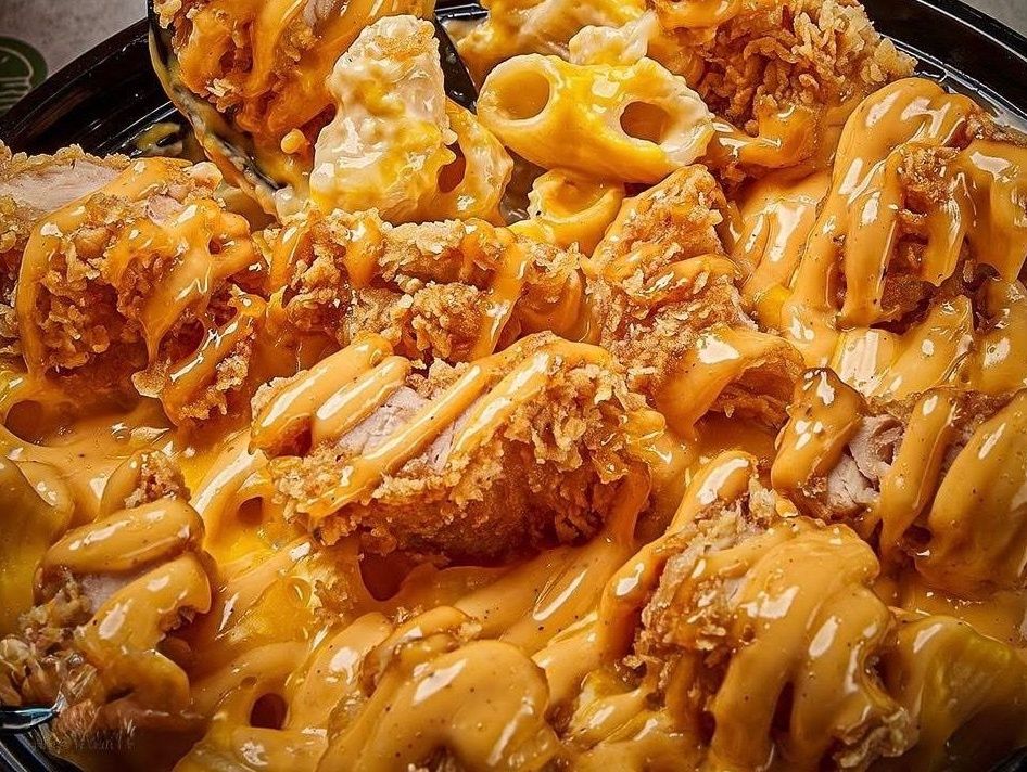 Fried Chicken Mac and Cheese