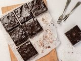 2 Pcs Brownies