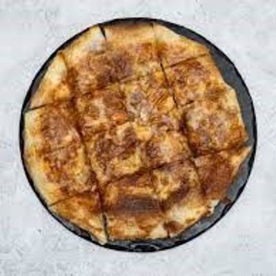 Qeshta and honey pie