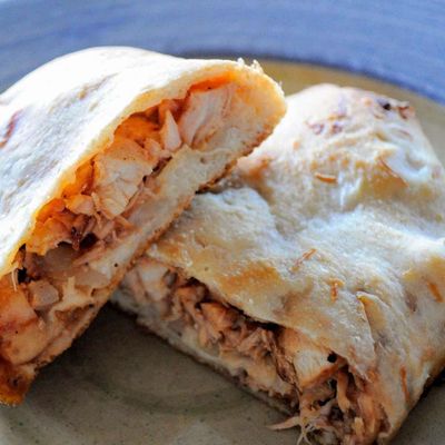 Mix Chicken Calzone