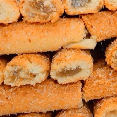 منين محشو بلبنة تركي مغطى بجوز الهند