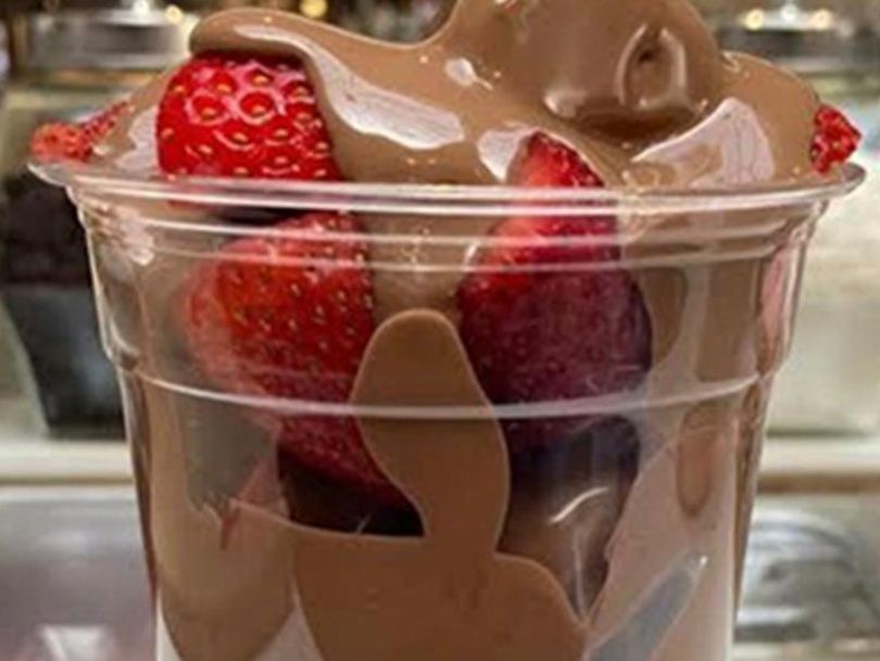 Belgian chocolate strawberries + Brownies