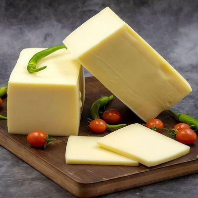 Adding Cheese To Pizza Or Pies