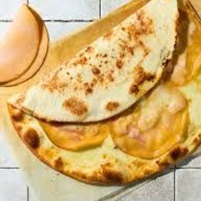 Smoked Turkish Manoucheh With Mozzarella
