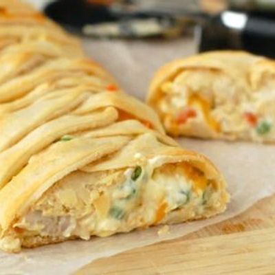 Chicken roll pie