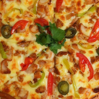 بيتزا شرائح الدجاج
