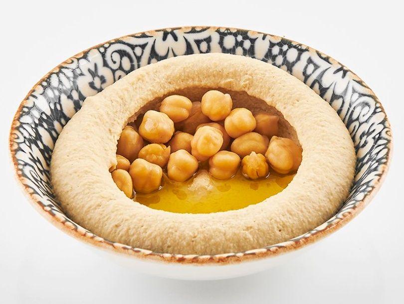 Classic smooth hummus