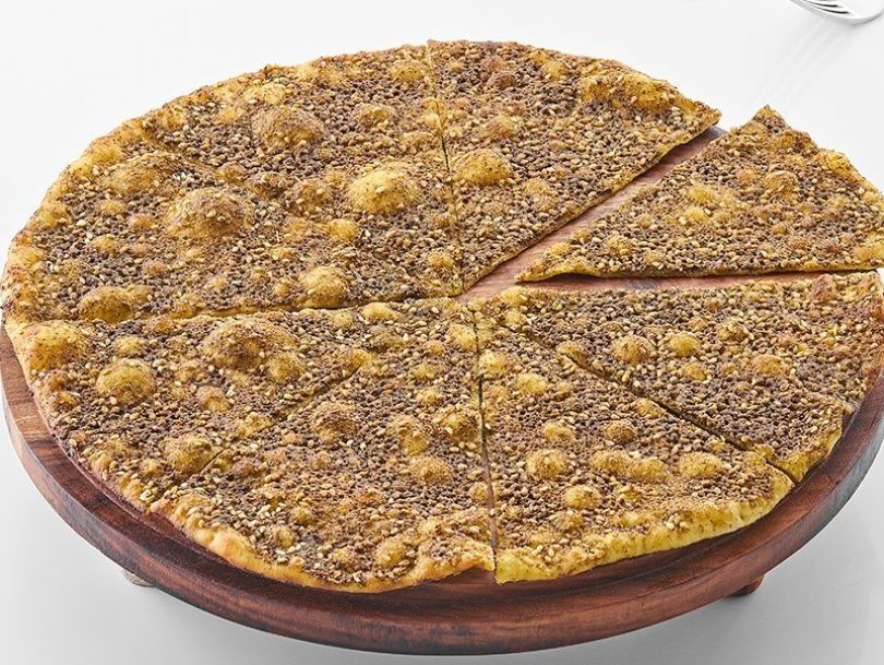fresh thyme Manakish