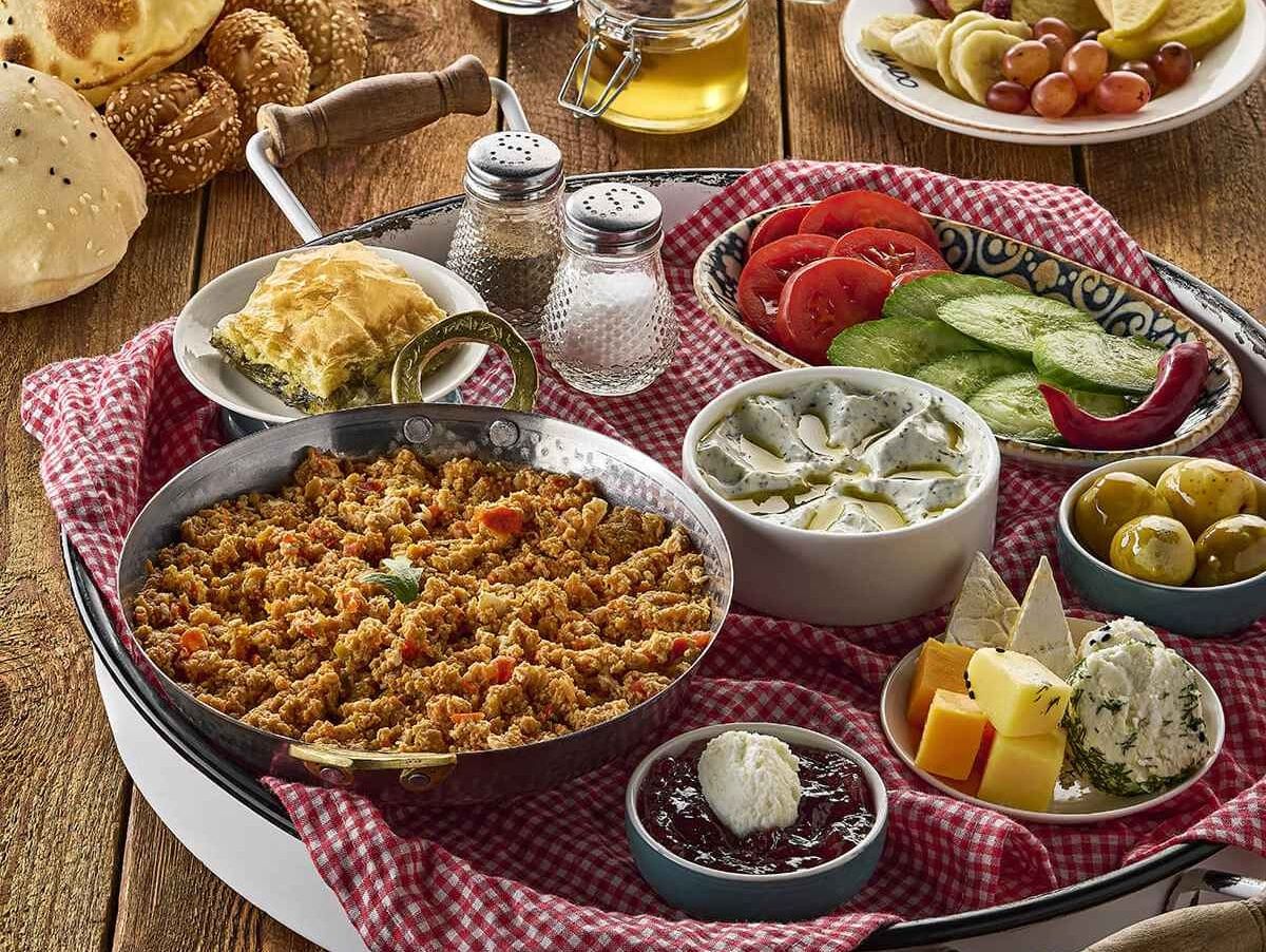 Mado's famous breakfast tray