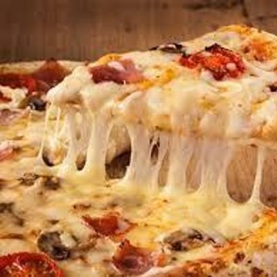 Quattro formaggi Pizza