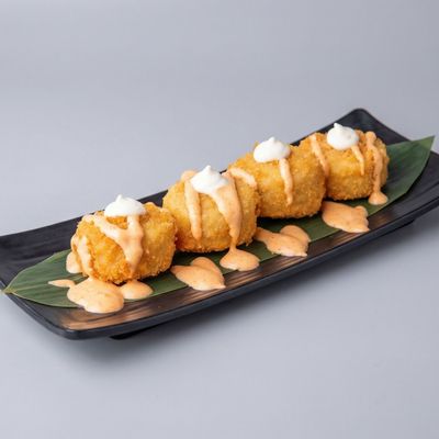 Golden Bermuda Fried Maki Roll 6 Pieces
