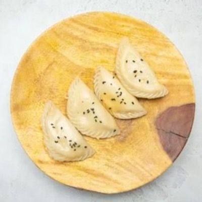 Steamed chicken dumplings