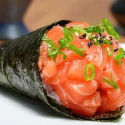 Temaki Salmon Sweet Chili