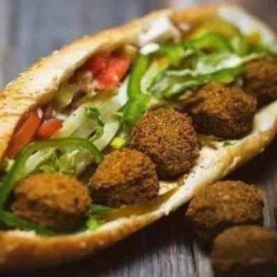 Stuffed falafel sandwich with French sauce