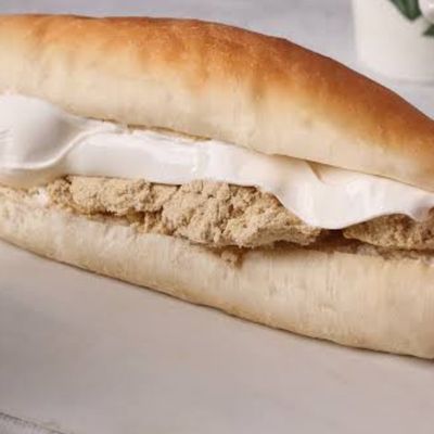 Halawa Tahini Sandwich with Qeshta Cream