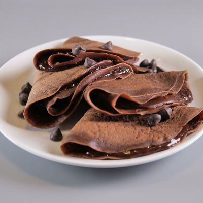 Plain chocolate crepe
