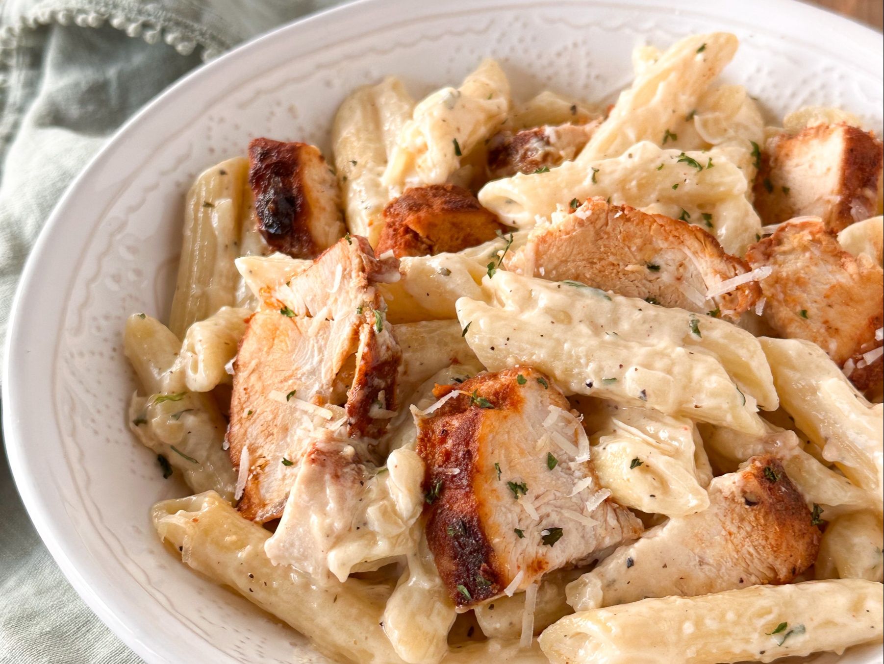 Penne Alfredo With Chicken And Mushroom