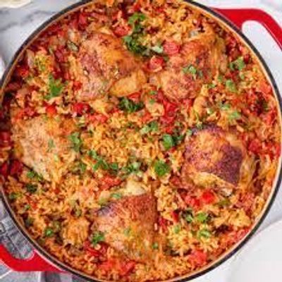 Spicy Mexican rice with chicken