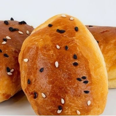 Cheese cream with olives