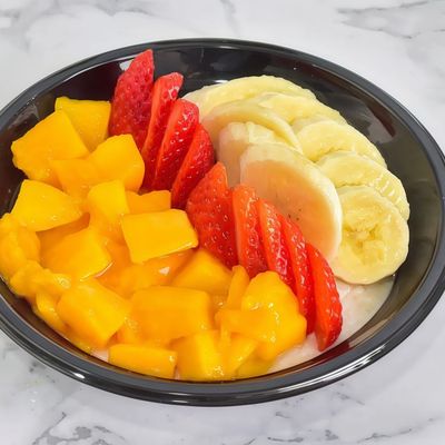 بودنغ الأرز مع الفواكه
