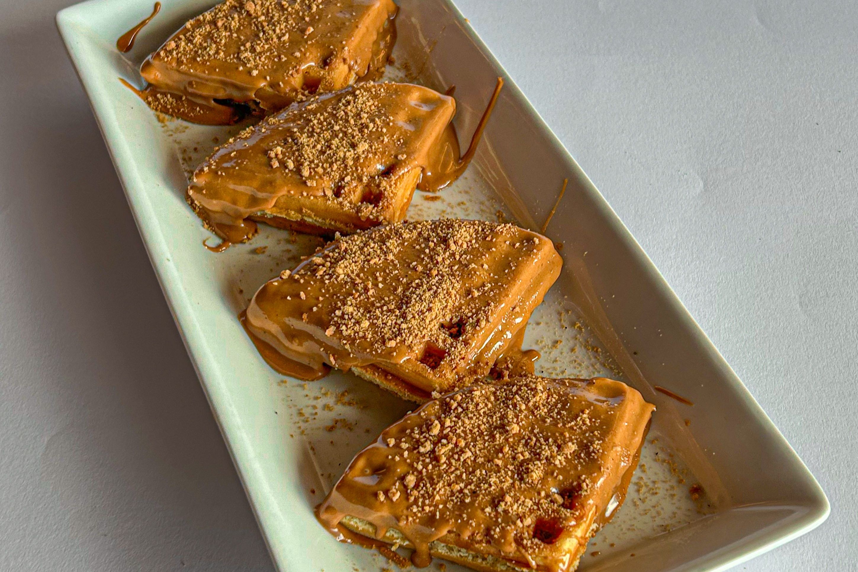 Caramel Waffle Round