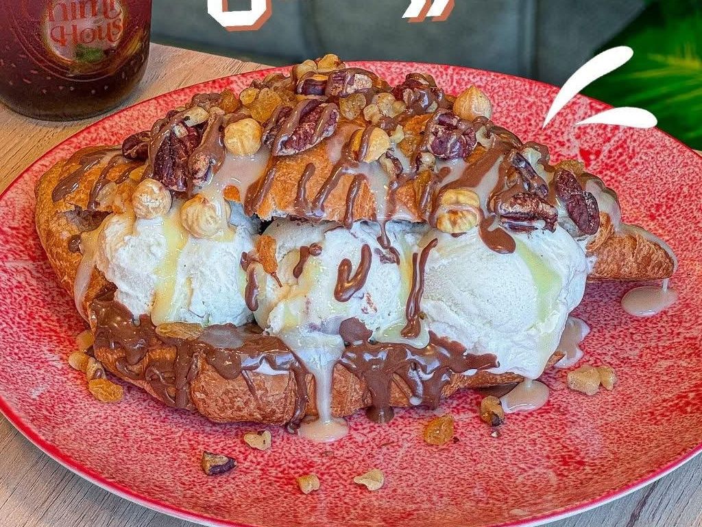 Nutella Croissant sandwich