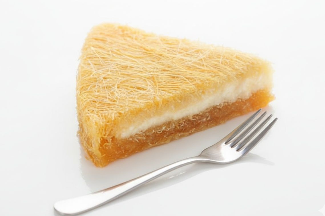 Konafa With Qeshta