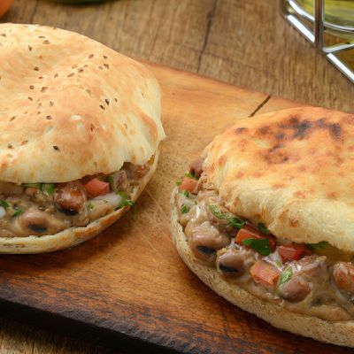 Foul With Olive Oil Sandwich