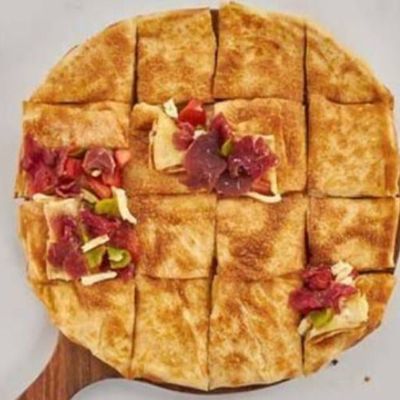 فطيرة باسترمة وبيض