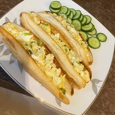 Fried egg sandwich