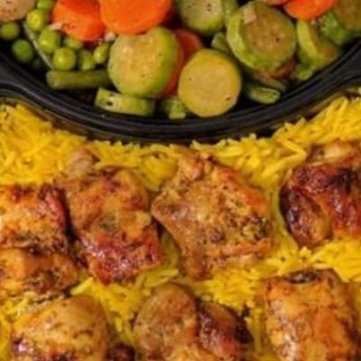 1/4 tawook with rice and vegetables meal