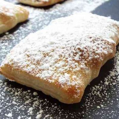 Sugar Puff Pastry Lafloufa