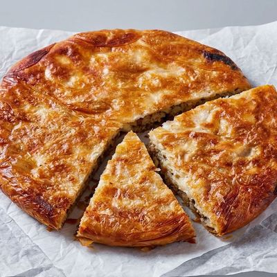 Mix cheese pie