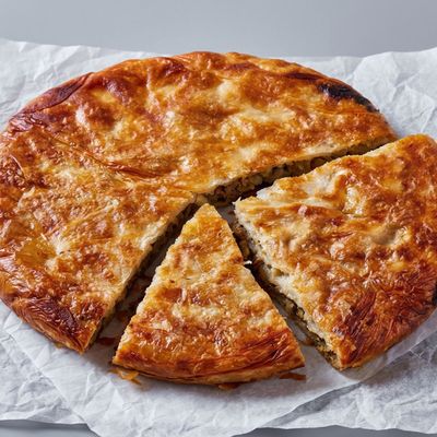 Crispy chicken pie