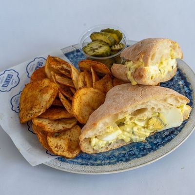Egg salad sandwich