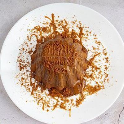 Molten Cake With Lotus