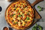 Shish tawook pizza