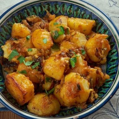Coriander potato dish