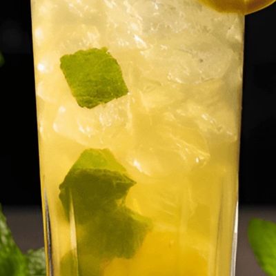 Passion fruit mojito