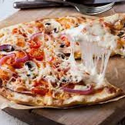 Mix Cheese Oriental Pizza