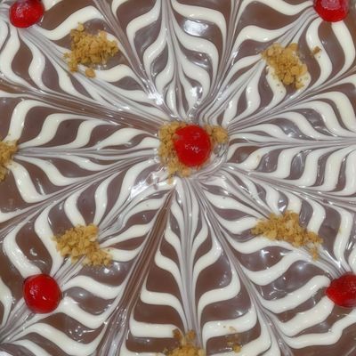 Medium Qonbla Mix Pie