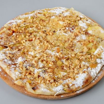 Medium Basbousa And Nuts Pie